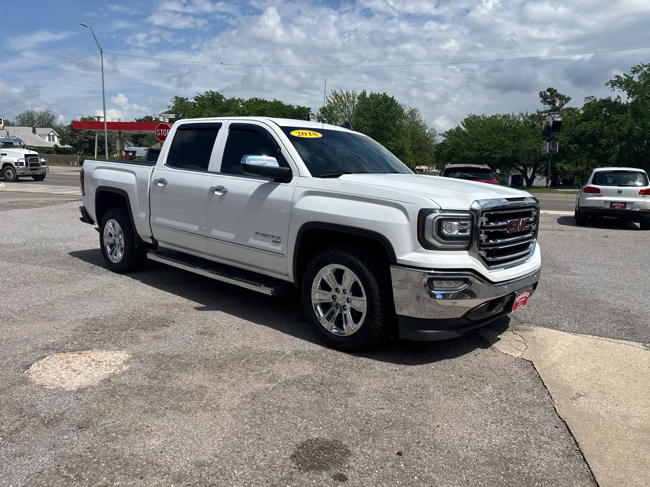 GMC Sierra 1500 2WD Crew Cab 143.5" SLT 2018