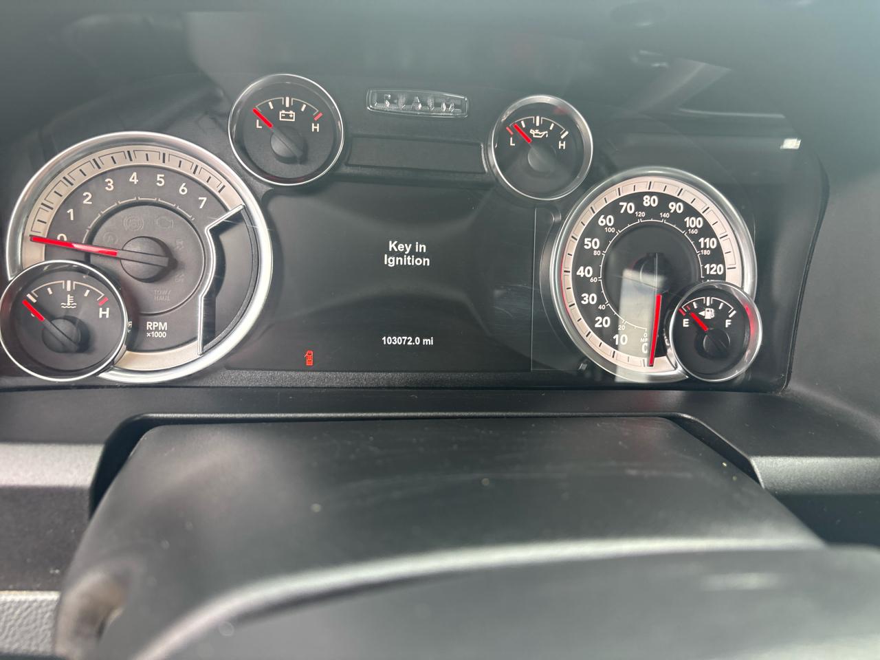 RAM 1500 4WD Crew Cab 140.5" Outdoorsman 2017