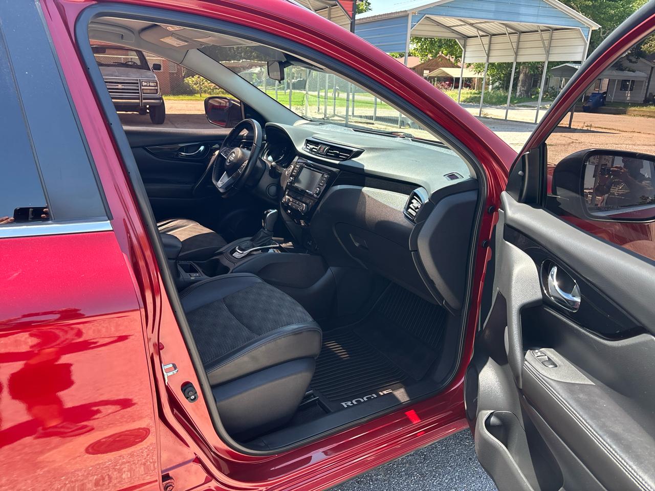 Nissan Rogue Sport AWD SV 2022