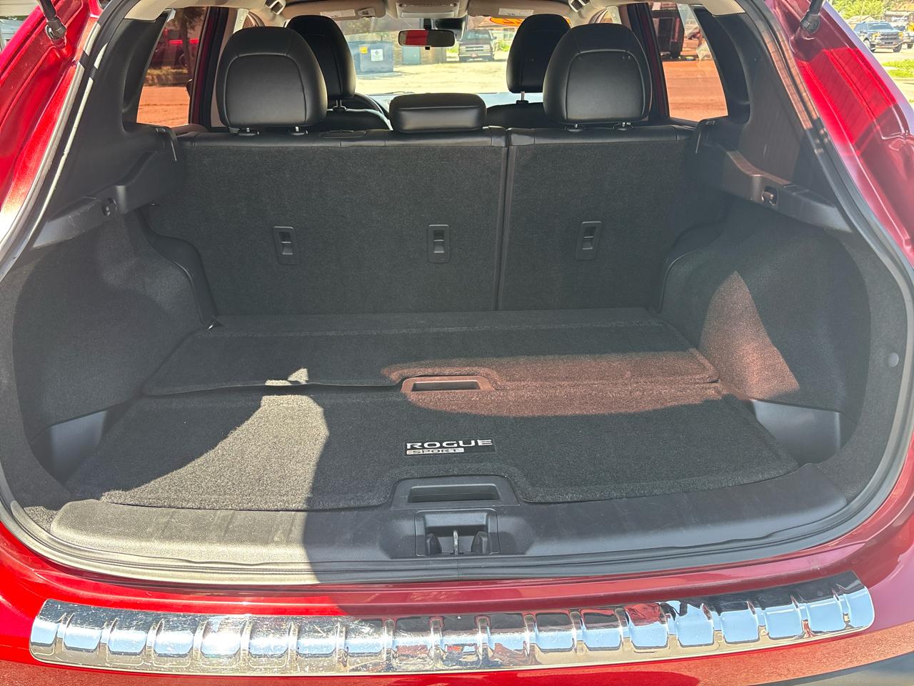 Nissan Rogue Sport AWD SV 2022