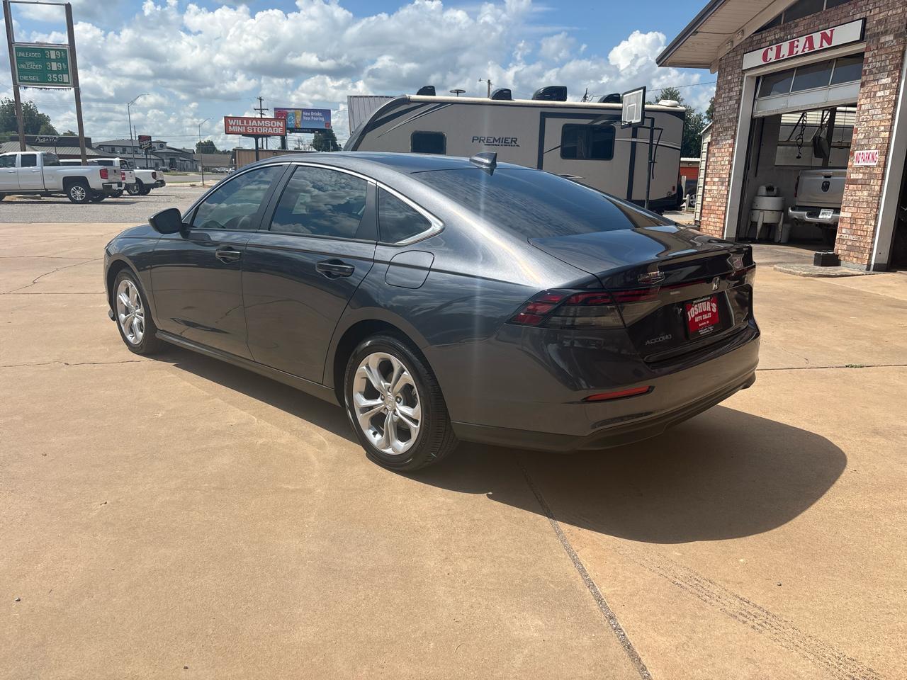 Honda Accord Sedan LX CVT 2024