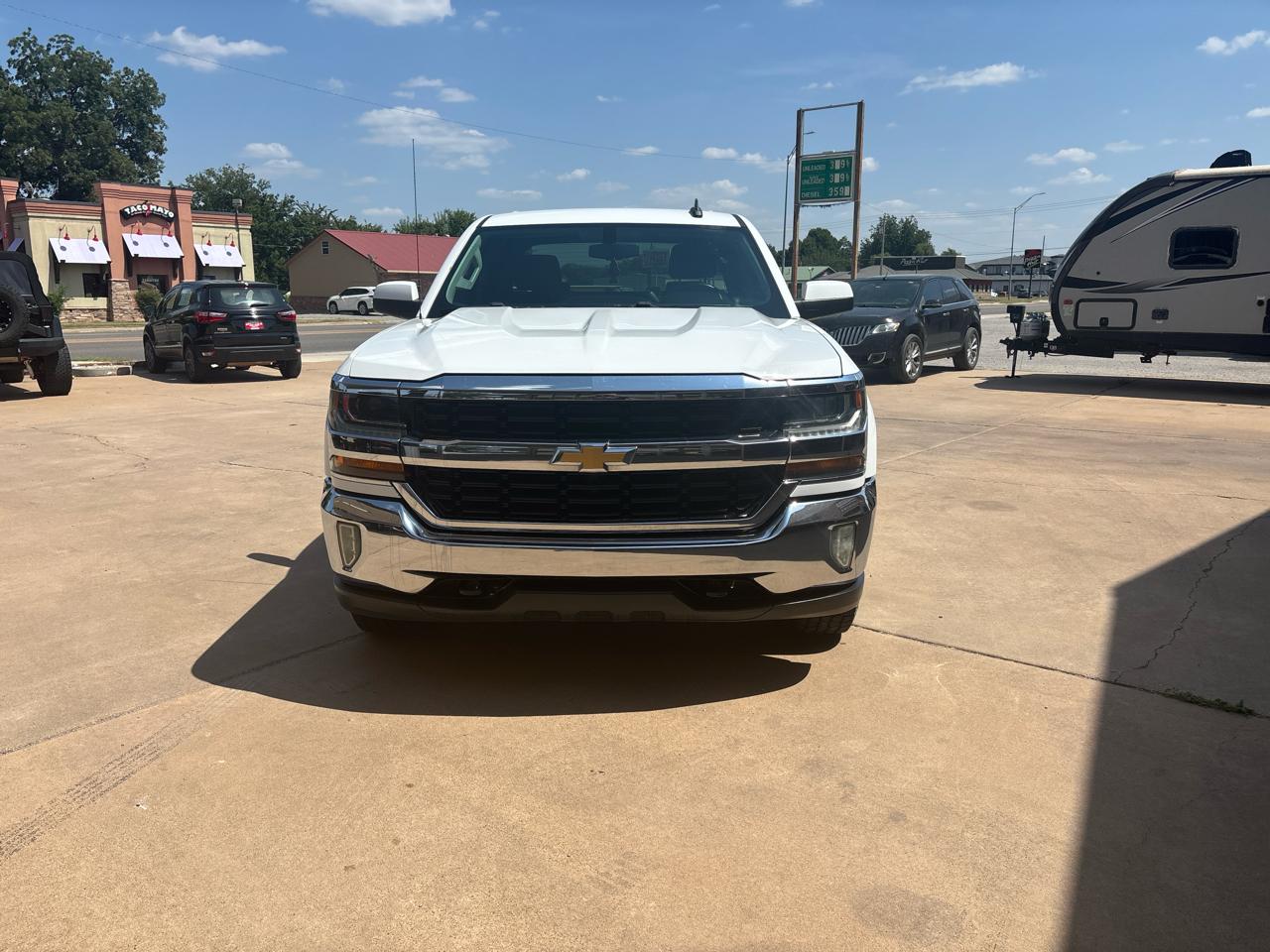 Chevrolet Silverado 1500 4WD Crew Cab 143.5" LT w/1LT 2018