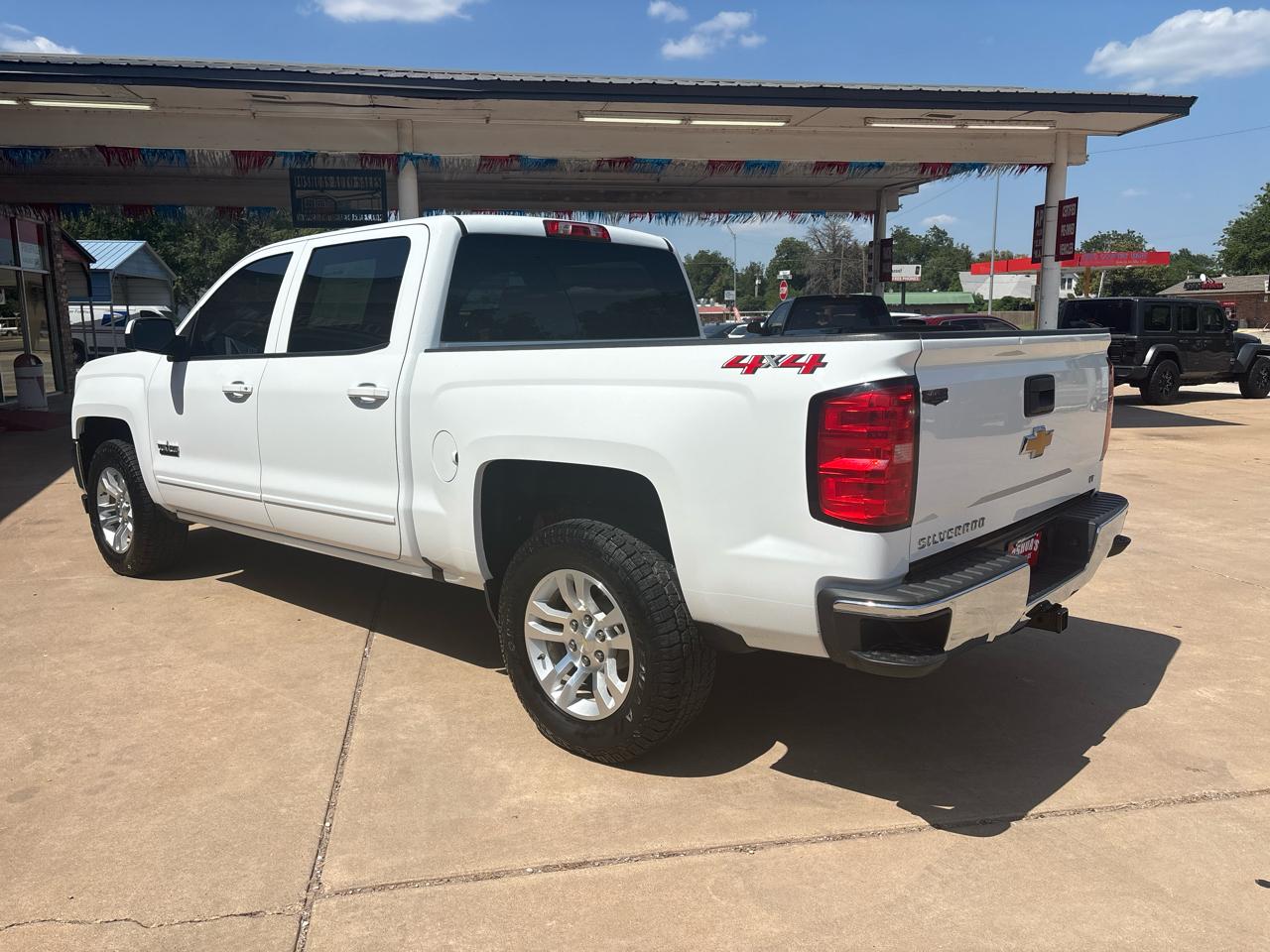 Chevrolet Silverado 1500 4WD Crew Cab 143.5" LT w/1LT 2018