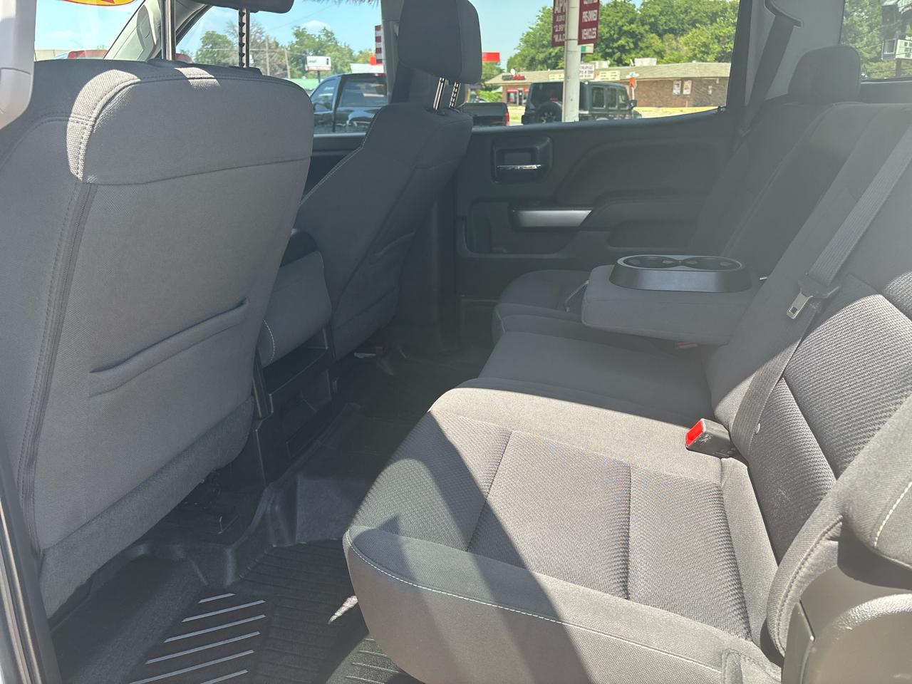 Chevrolet Silverado 1500 4WD Crew Cab 143.5" LT w/1LT 2018