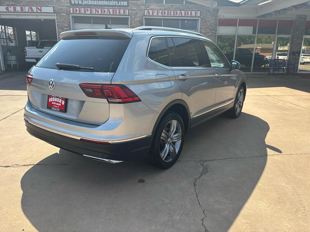 Volkswagen Tiguan 2.0T SE R-Line Black FWD 2020