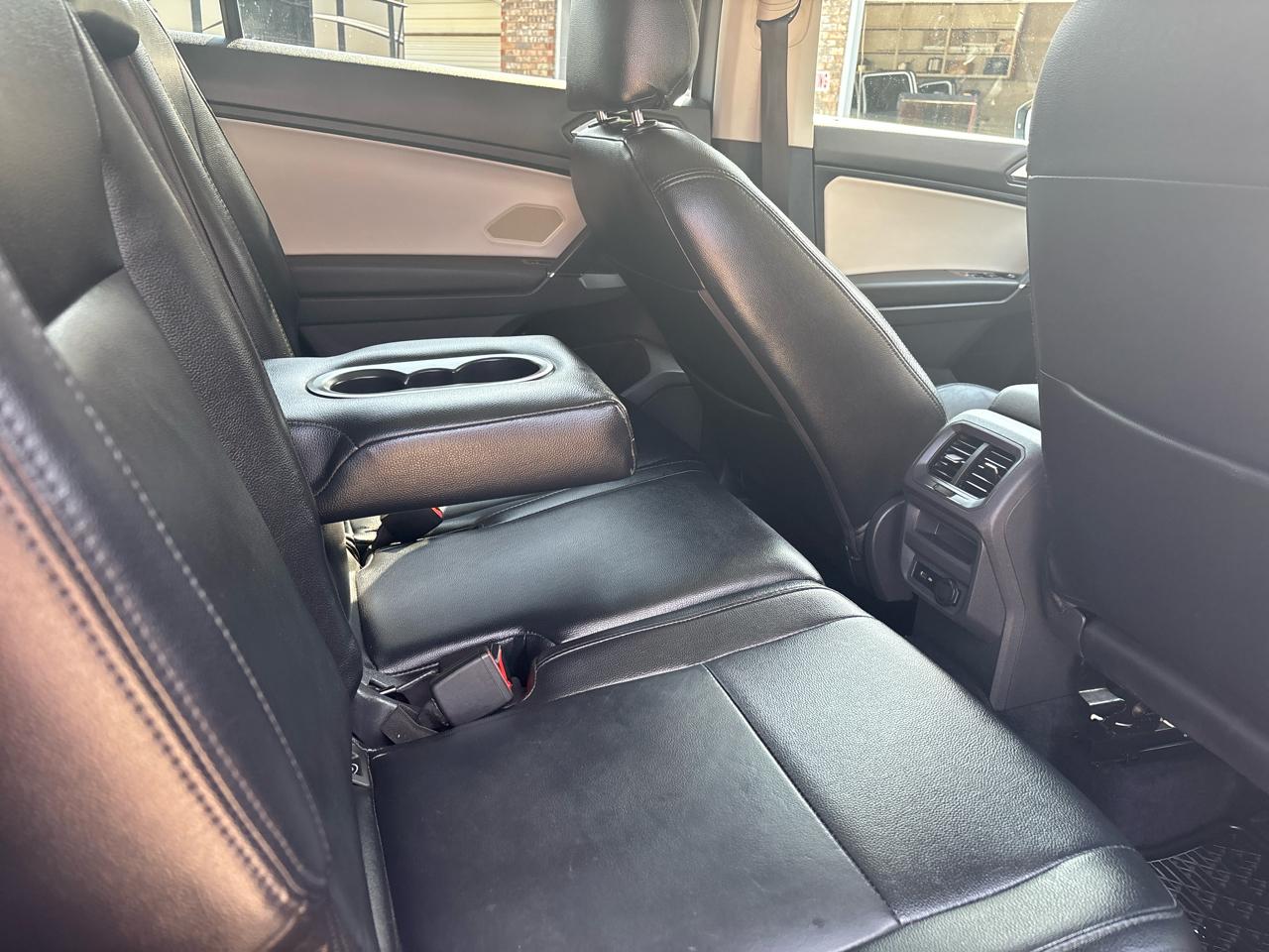 Volkswagen Tiguan 2.0T SE R-Line Black FWD 2020