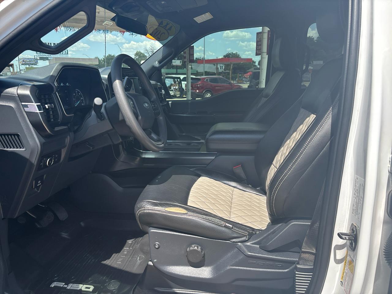 Ford F-150 4WD SuperCrew 145" STX 2022