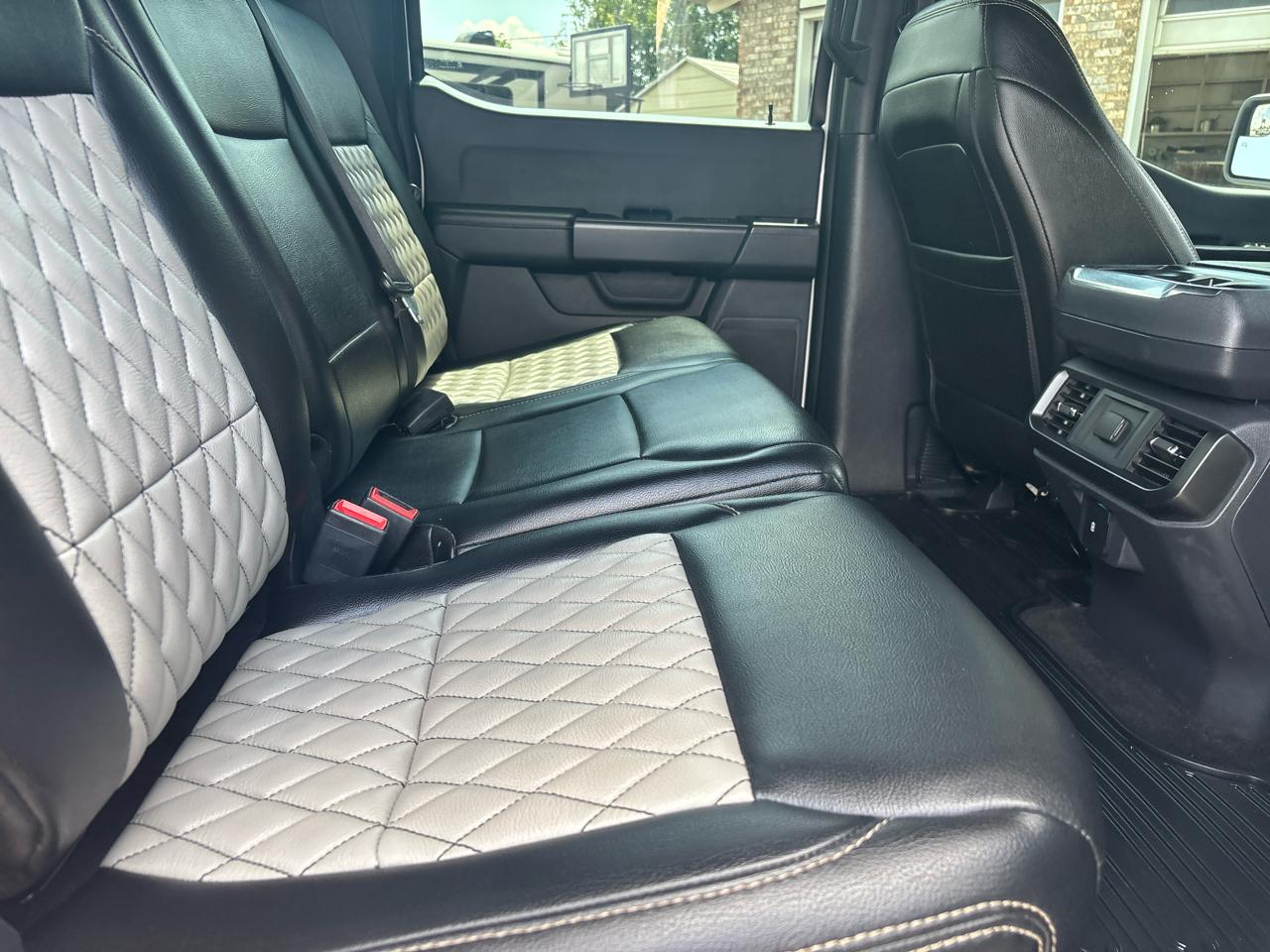 Ford F-150 4WD SuperCrew 145" STX 2022