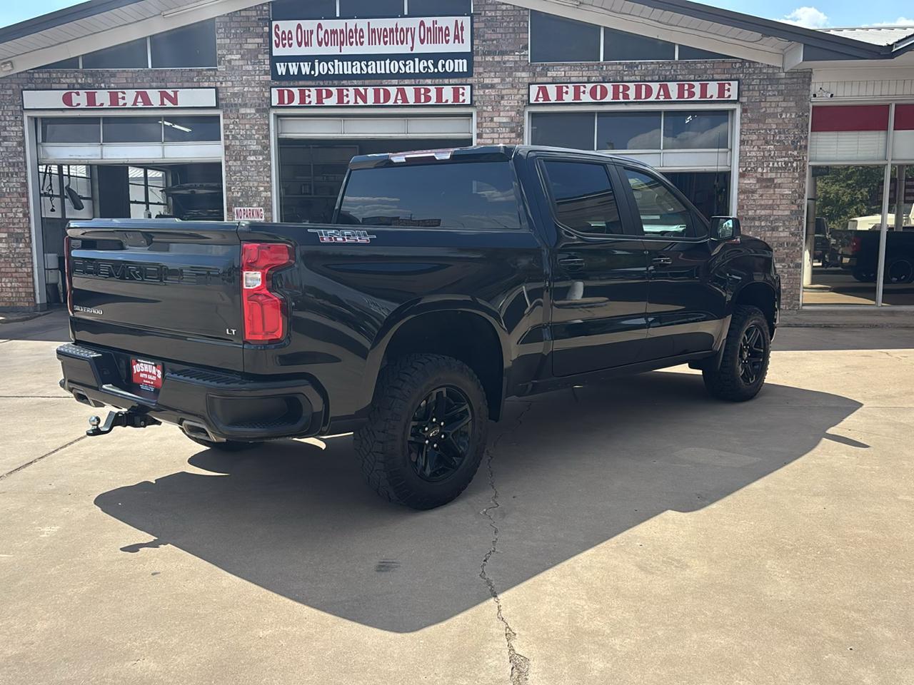 Chevrolet Silverado 1500 4WD Crew Cab 147" LT Trail Boss 2021