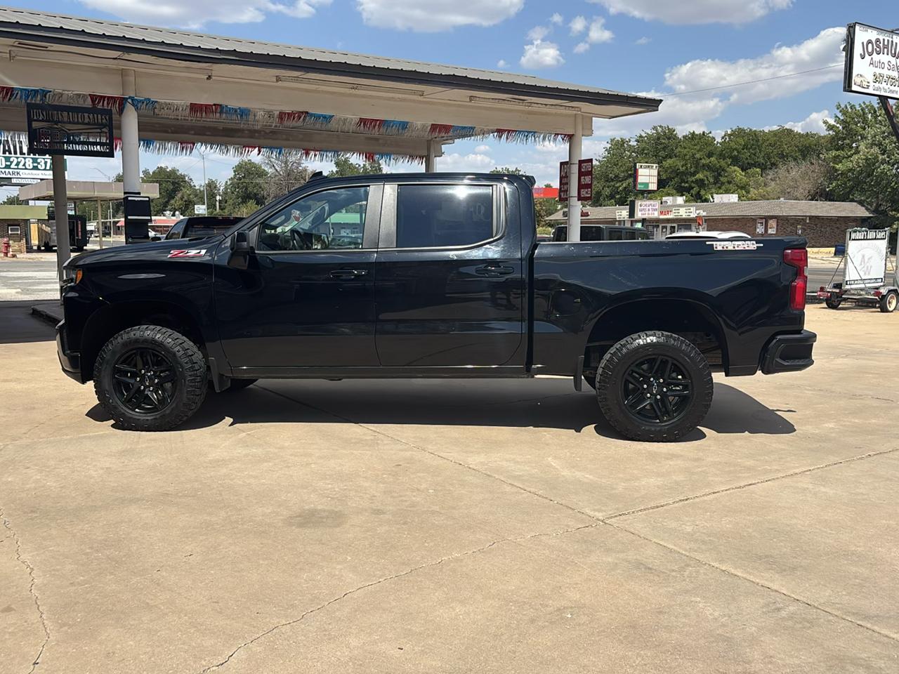 Chevrolet Silverado 1500 4WD Crew Cab 147" LT Trail Boss 2021