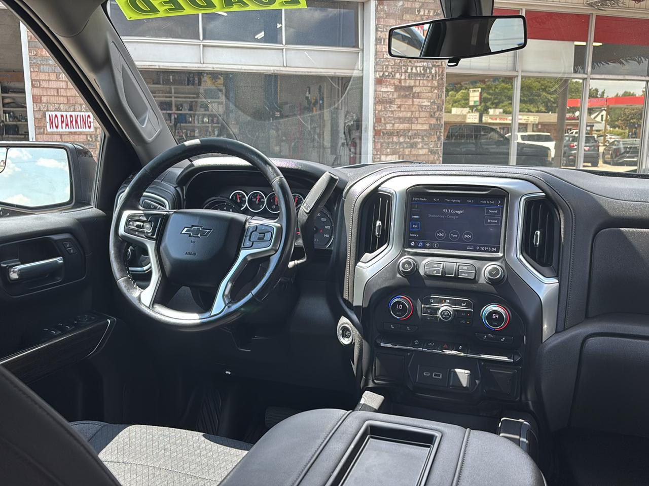 Chevrolet Silverado 1500 4WD Crew Cab 147" LT Trail Boss 2021