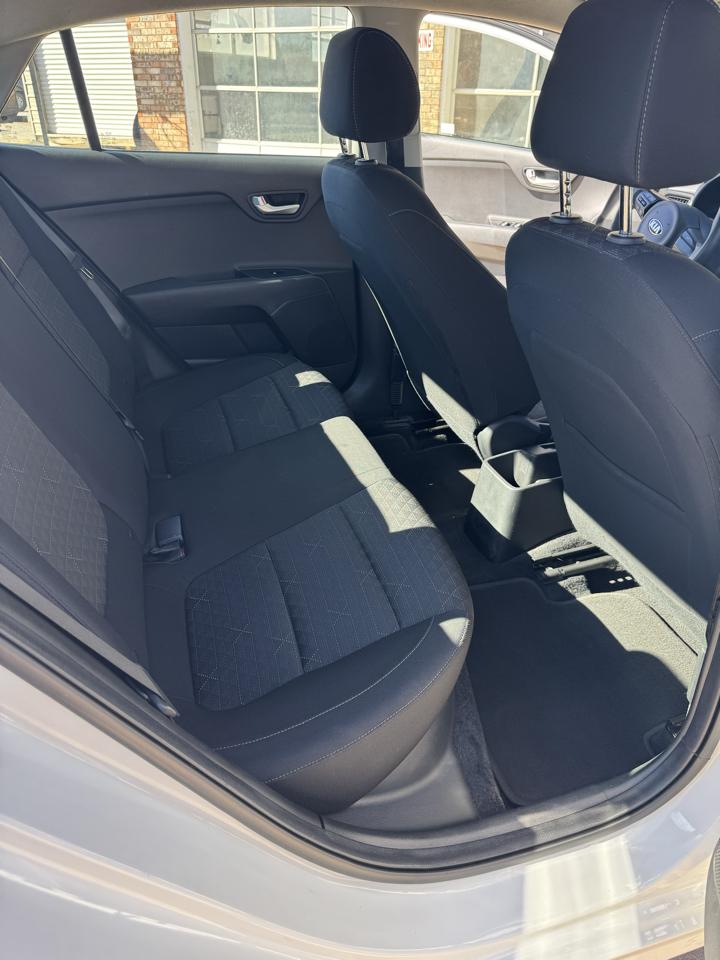Kia Rio  2021