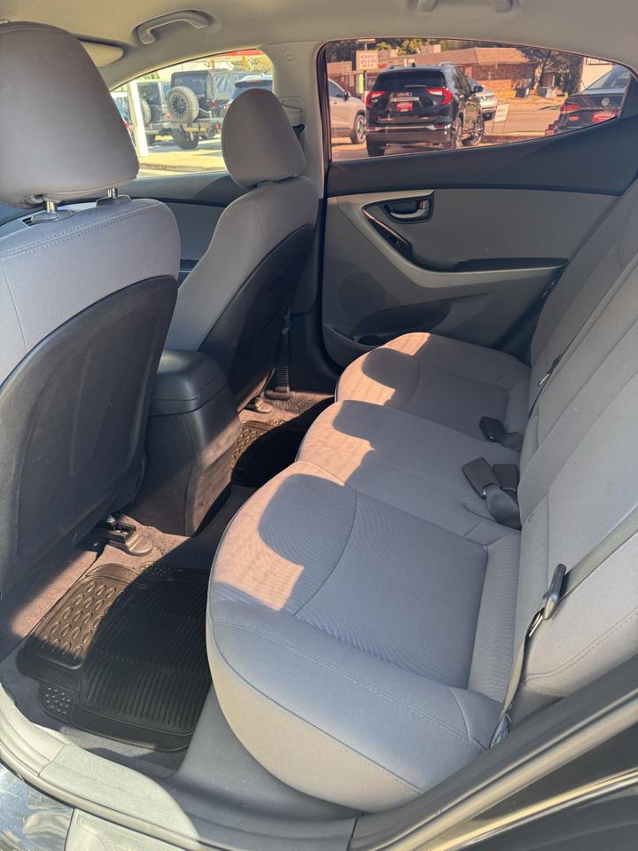 Hyundai Elantra 4dr Sdn Auto SE (Alabama Plant) 2016