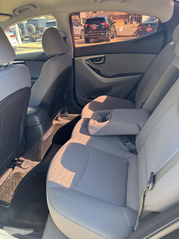 Hyundai Elantra 4dr Sdn Auto SE (Alabama Plant) 2016