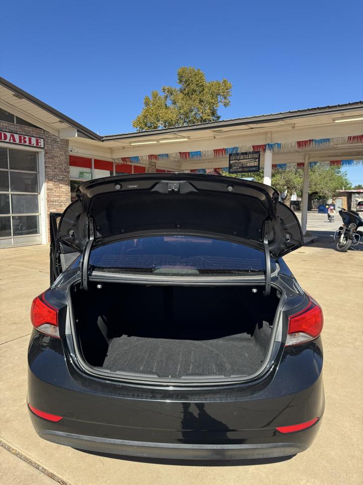 Hyundai Elantra 4dr Sdn Auto SE (Alabama Plant) 2016