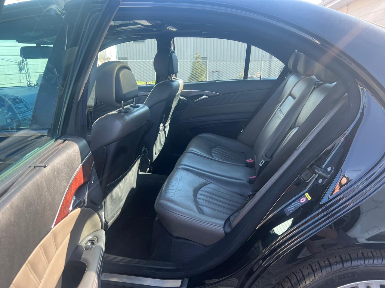 Mercedes-Benz E-Class 4dr Sdn Sport 3.5L RWD 2008