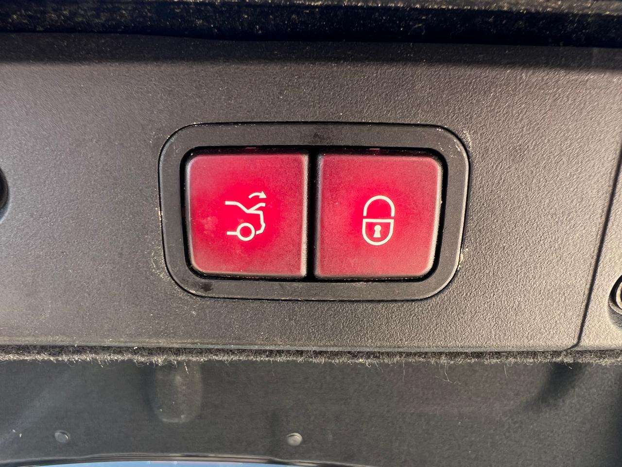 Mercedes-Benz E-Class 4dr Sdn Sport 3.5L RWD 2008