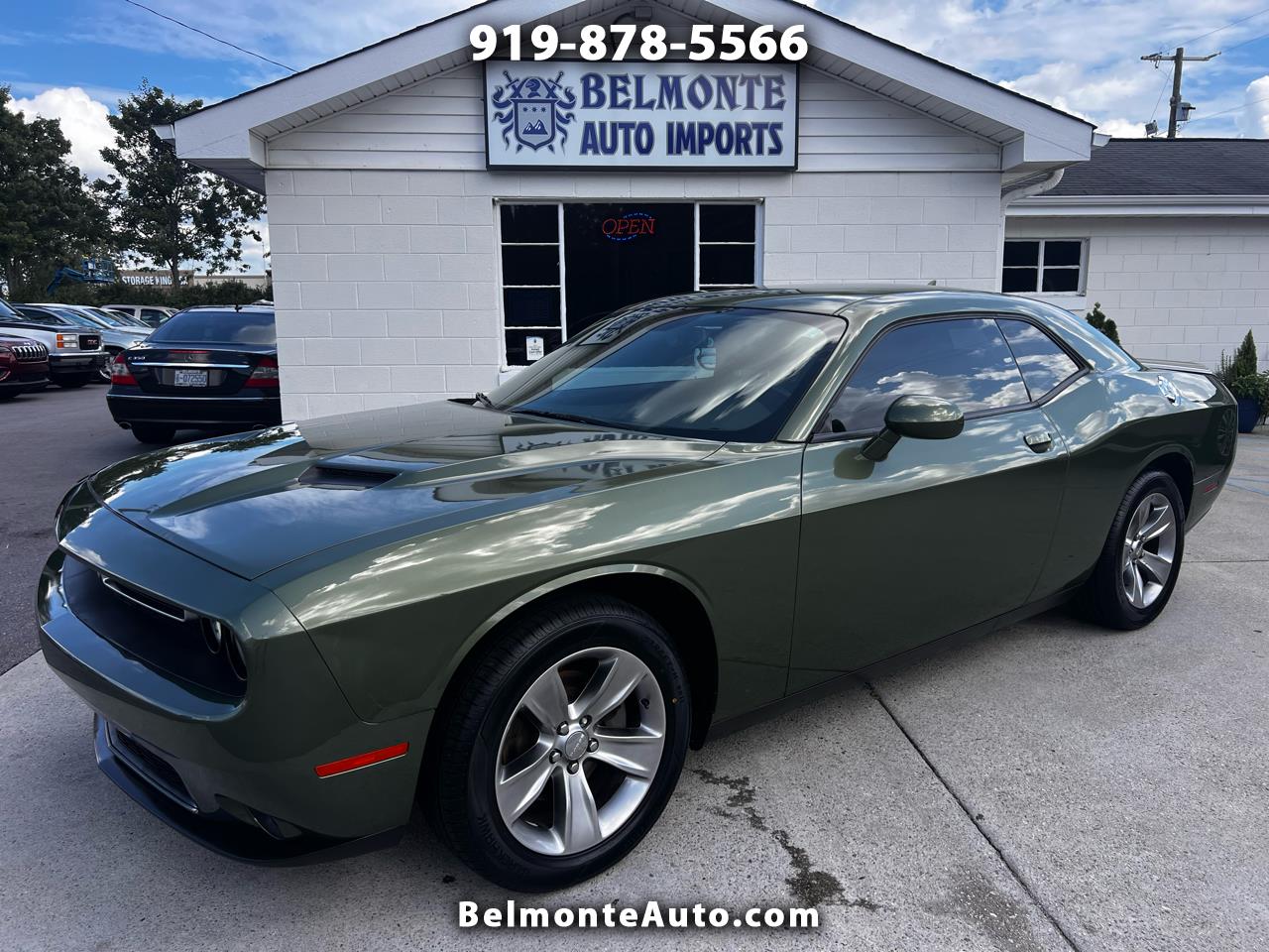 2019 Dodge Challenger SXT RWD