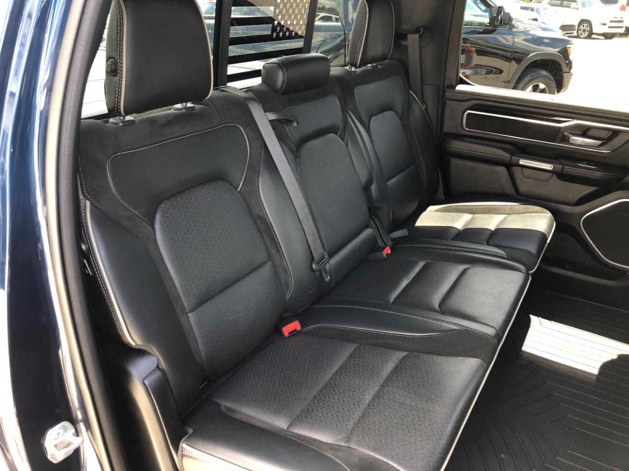 RAM 1500 Laramie 4x4 Crew Cab 5'7" Box 2022