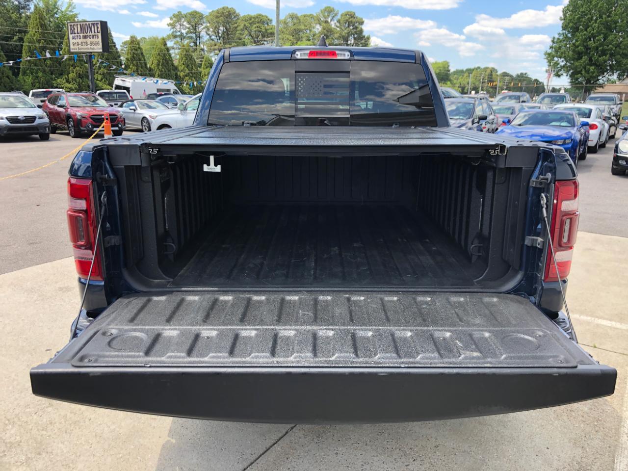 RAM 1500 Laramie 4x4 Crew Cab 5'7" Box 2022