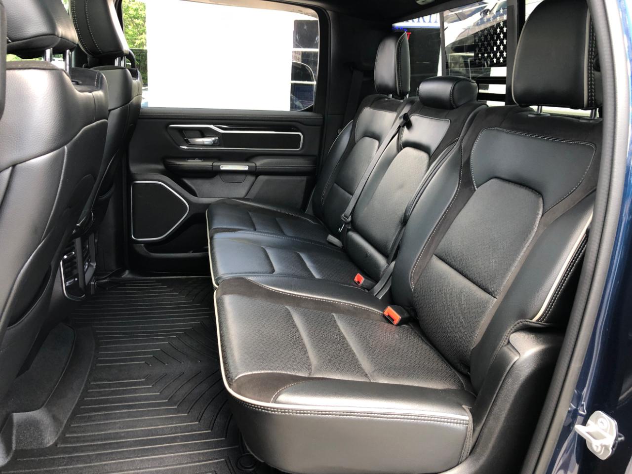 RAM 1500 Laramie 4x4 Crew Cab 5'7" Box 2022