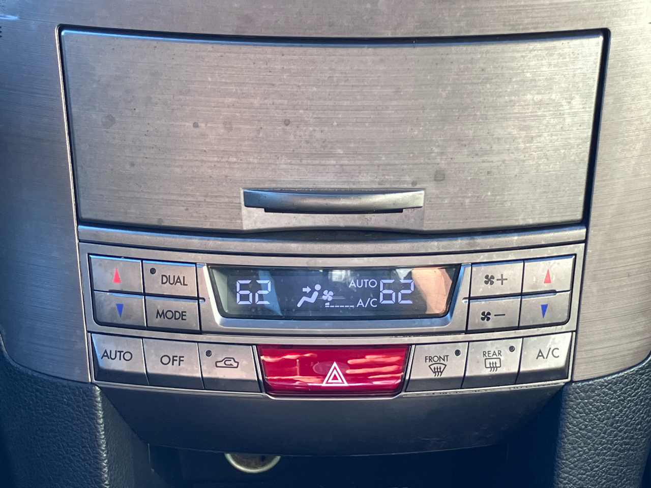 Subaru Outback 4dr Wgn H4 Auto 2.5i Limited 2013 Subaru Outback 4dr Wgn H4 Auto 2.5i Limited 2013