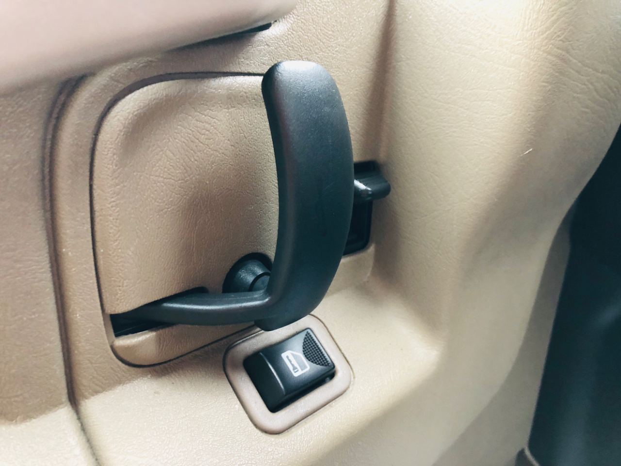 Chevrolet Express Cargo Van RWD 2500 135" 2017