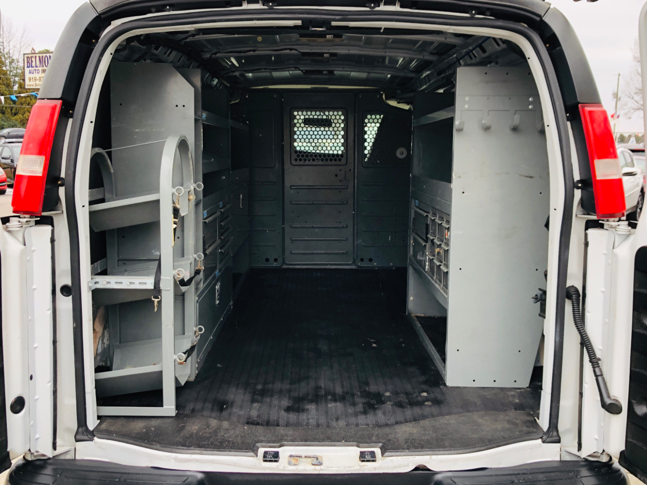 Chevrolet Express Cargo Van RWD 2500 135" 2017