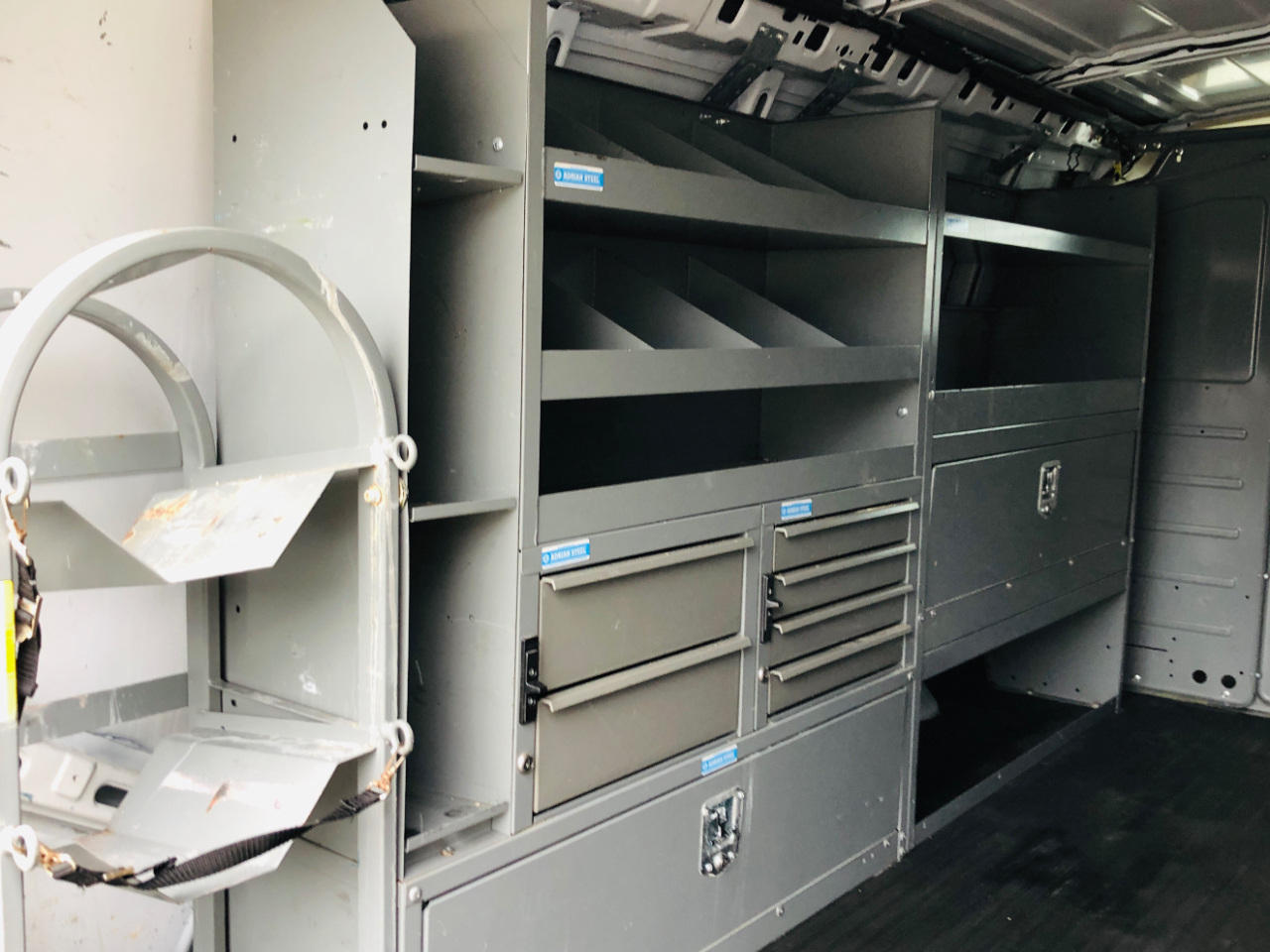 Chevrolet Express Cargo Van RWD 2500 135" 2017