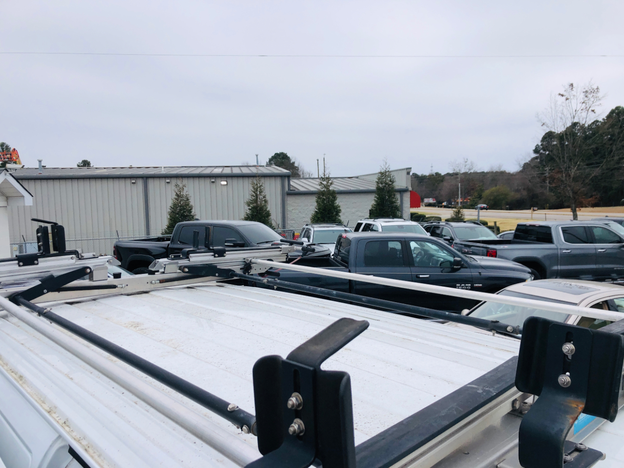 Chevrolet Express Cargo Van RWD 2500 135" 2017