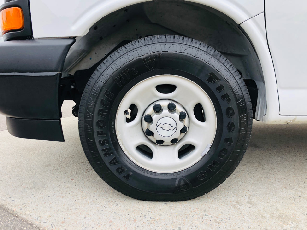 Chevrolet Express Cargo Van RWD 2500 135" 2017