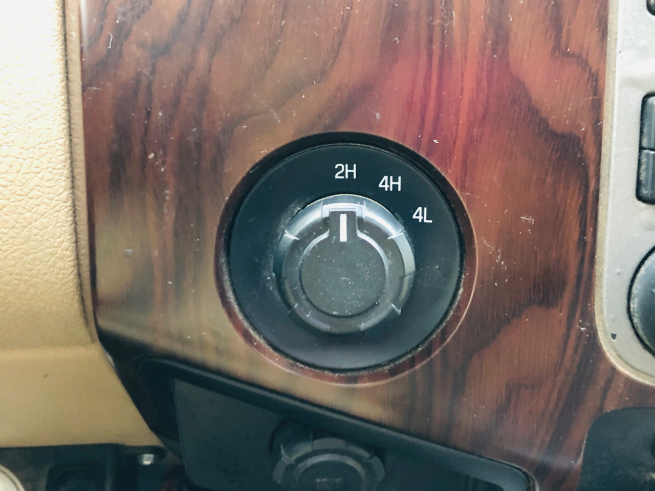 Ford Super Duty F-450 DRW 4WD Crew Cab 172" King Ranch 2012