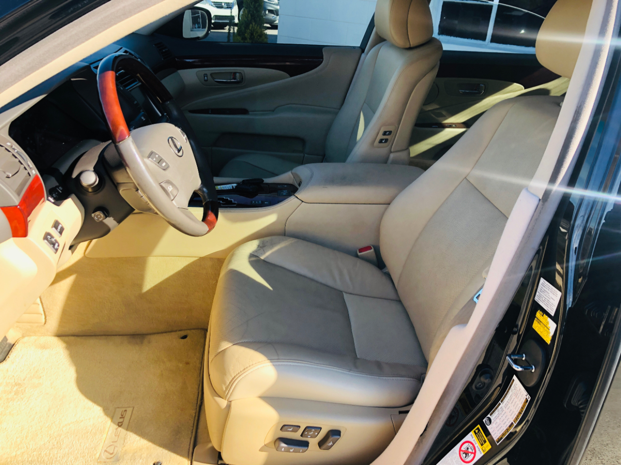 Lexus LS 460 4dr Sdn 2008