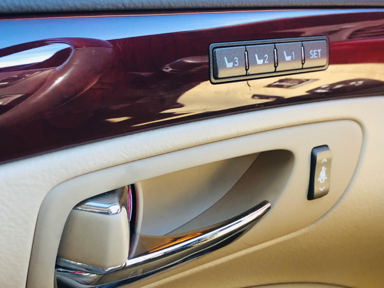 Lexus LS 460 4dr Sdn 2008