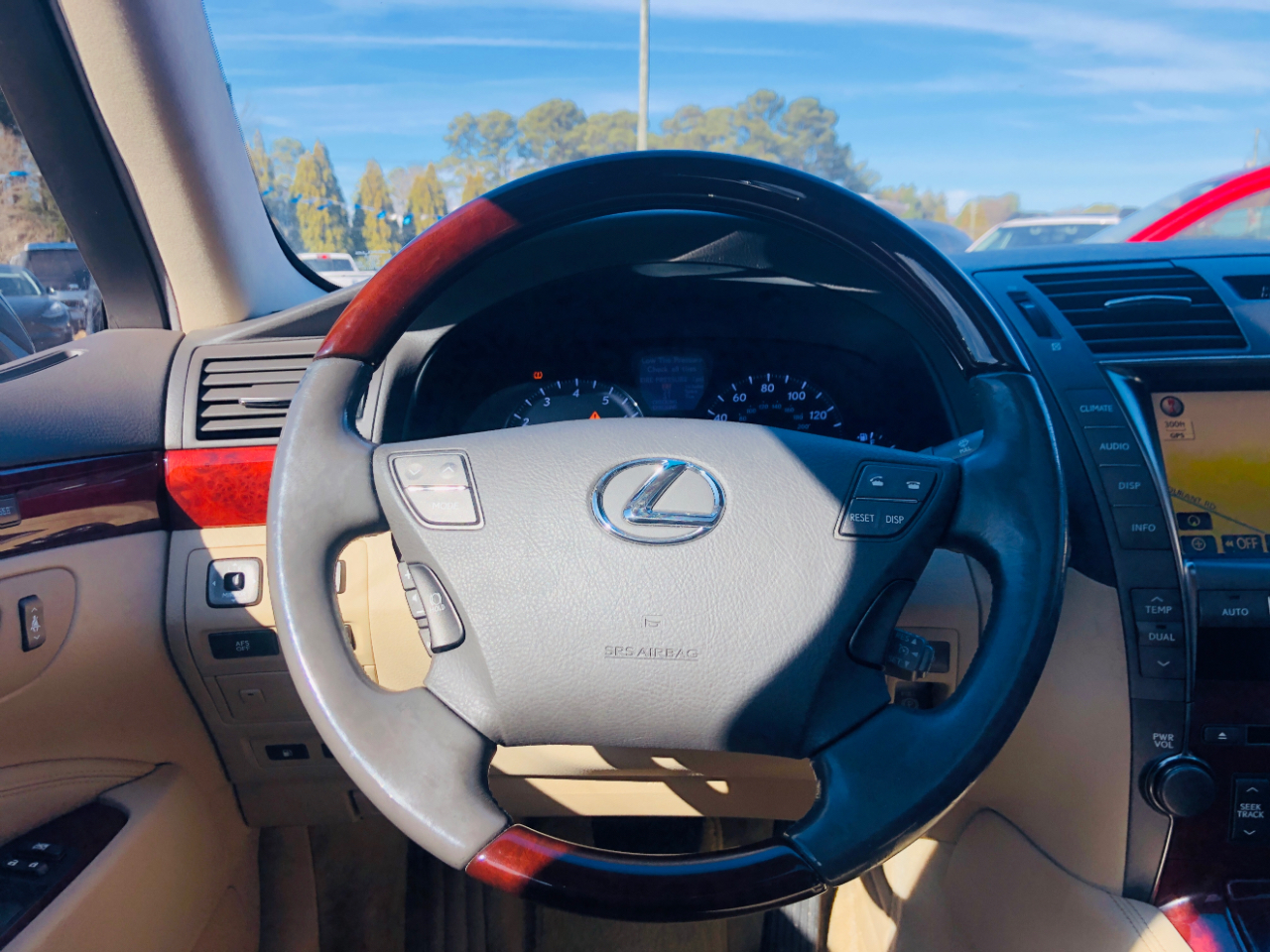 Lexus LS 460 4dr Sdn 2008