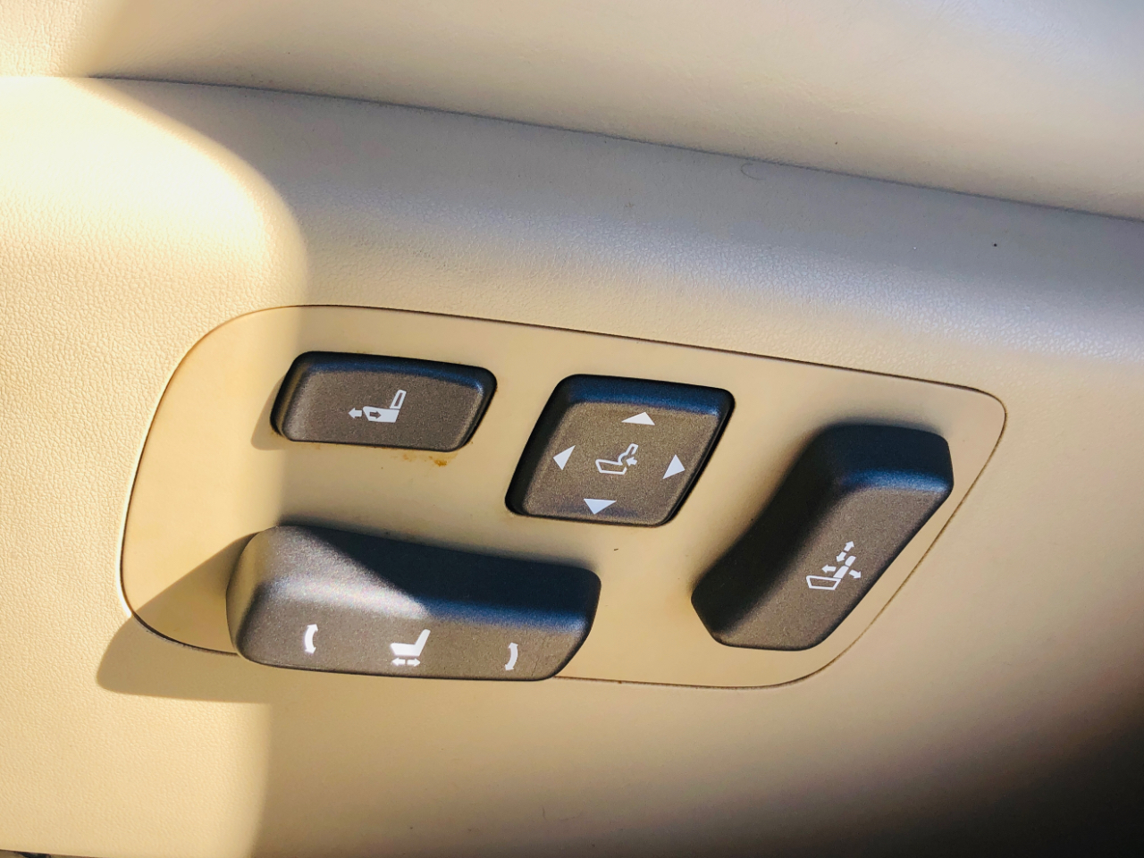 Lexus LS 460 4dr Sdn 2008