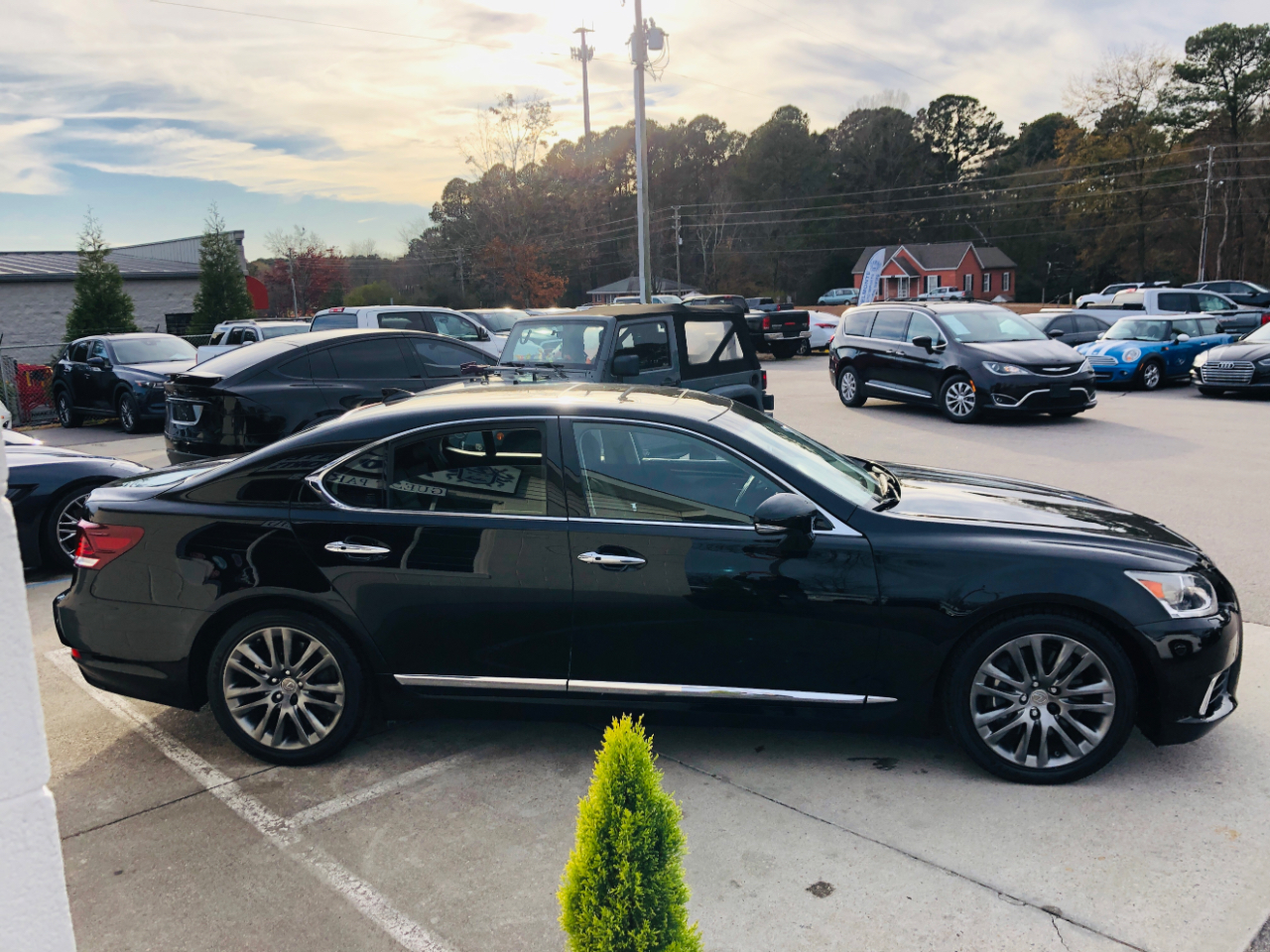 Lexus LS 460 4dr Sdn AWD 2016