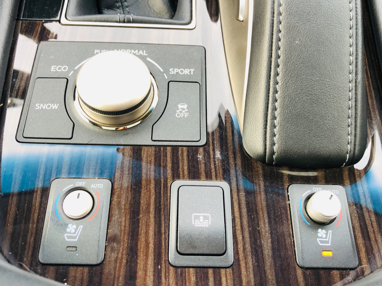 Lexus LS 460 4dr Sdn AWD 2016