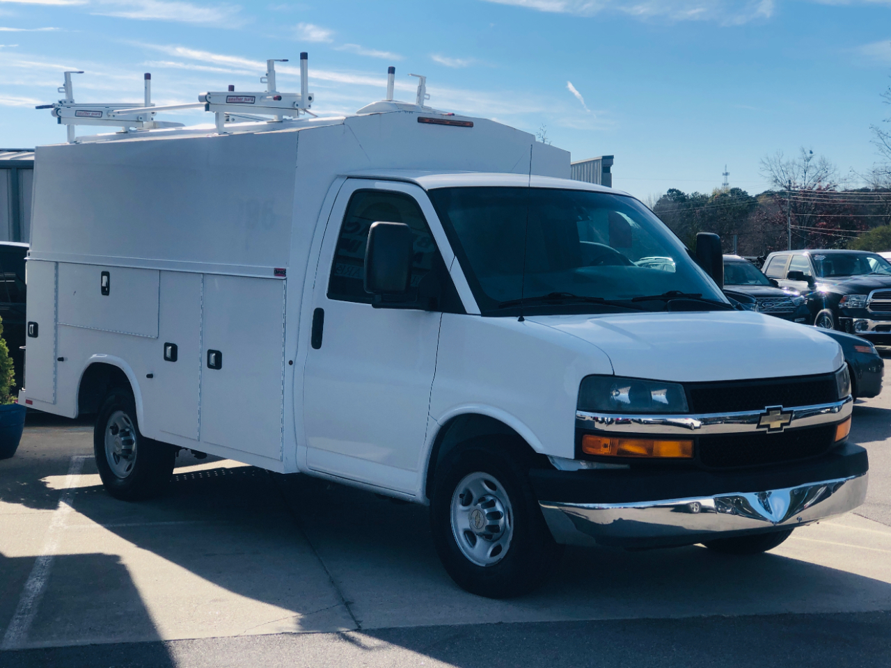 Chevrolet Express Commercial Cutaway 3500 Van 139" 2014