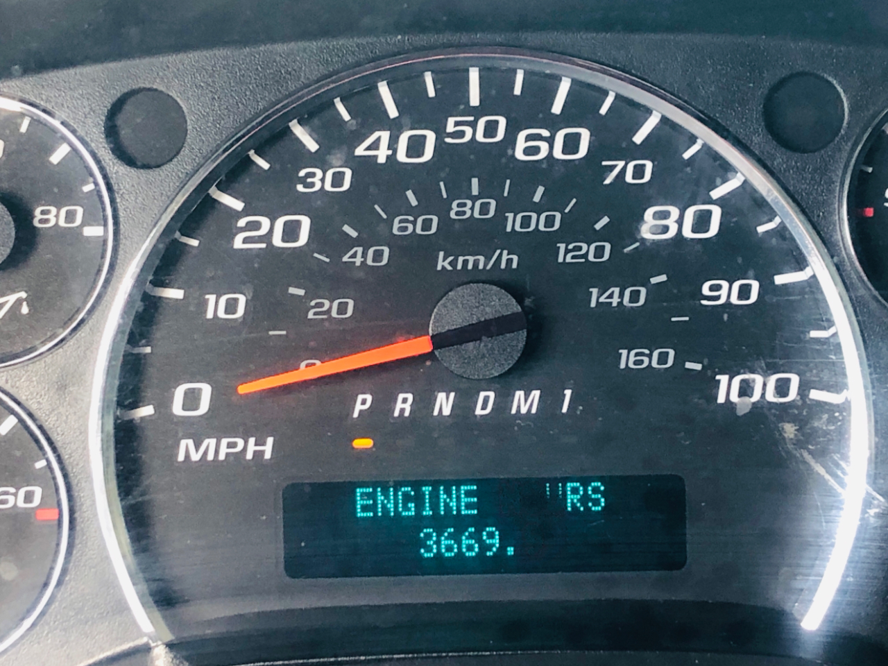 Chevrolet Express Commercial Cutaway 3500 Van 139" 2014