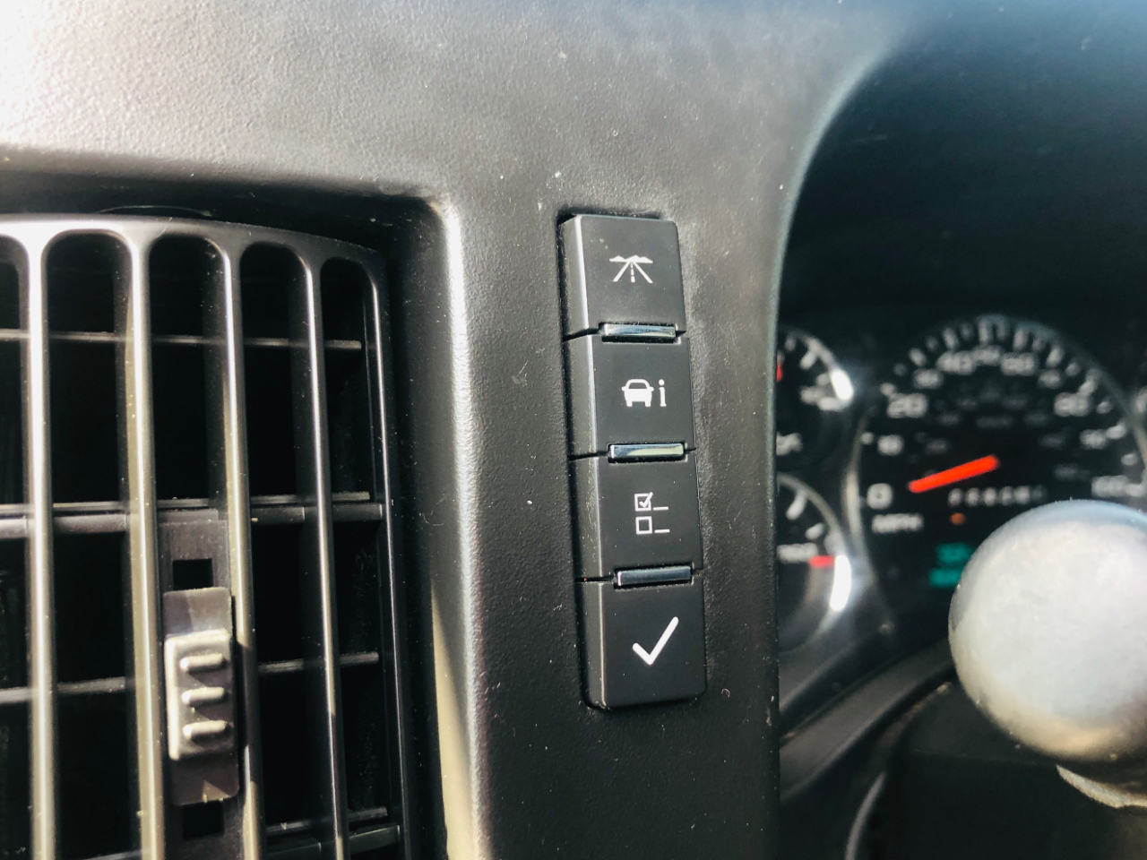 Chevrolet Express Commercial Cutaway 3500 Van 139" 2014