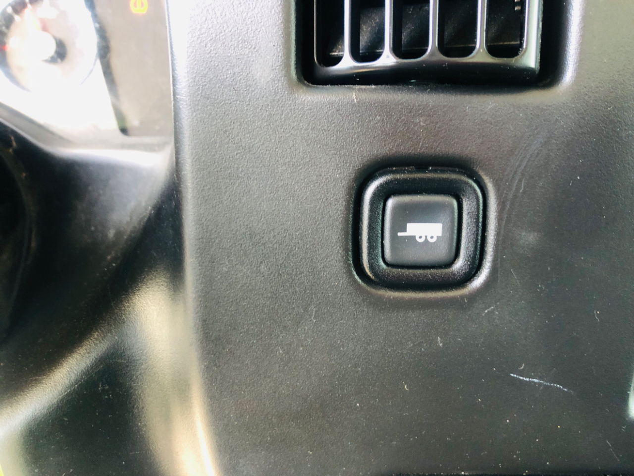 Chevrolet Express Commercial Cutaway 3500 Van 139" 2014