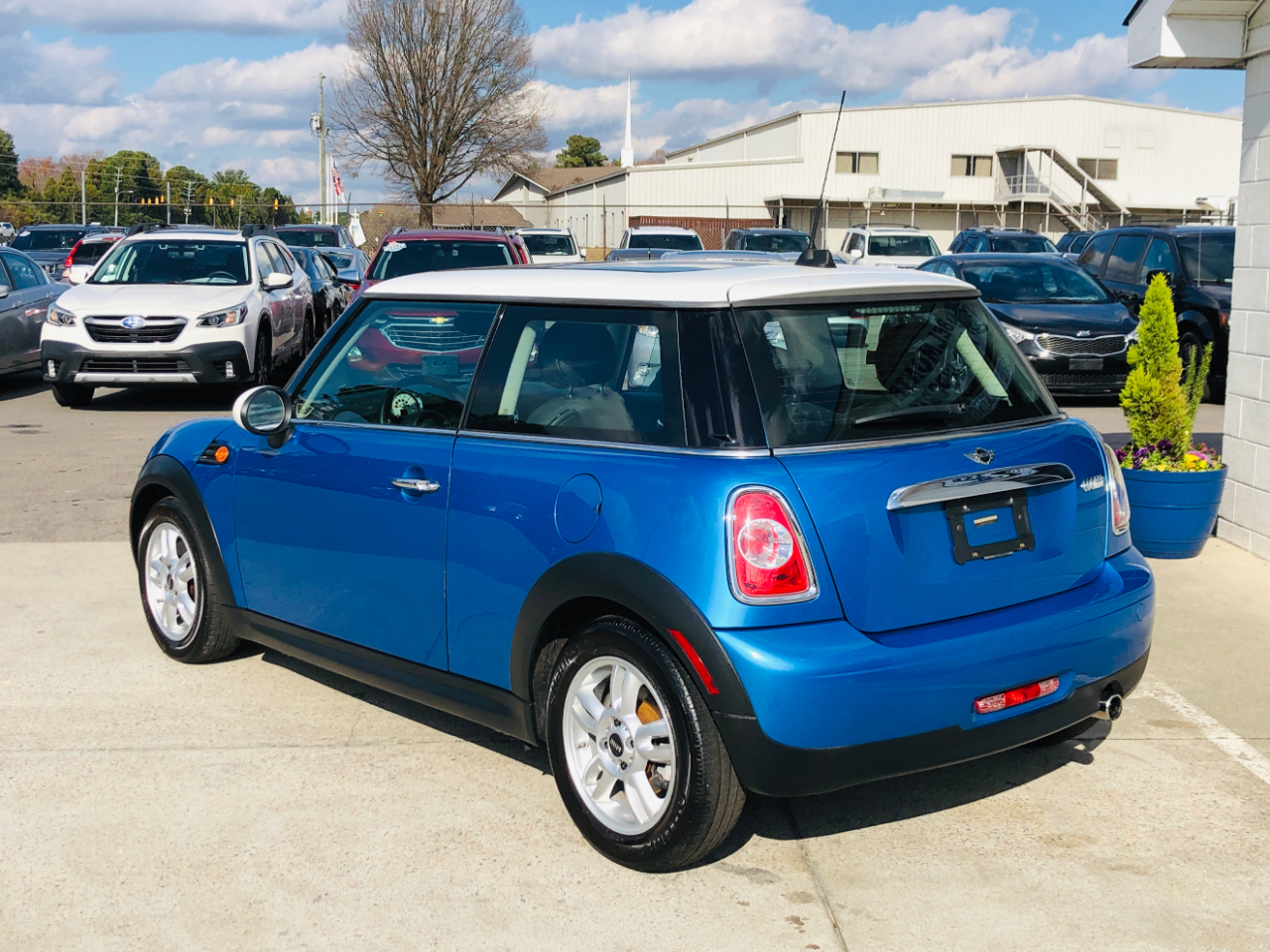 MINI Cooper Hardtop 2dr Cpe 2012