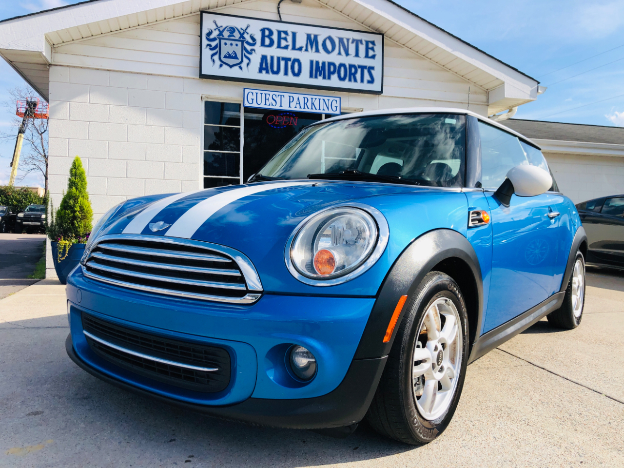 MINI Cooper Hardtop 2dr Cpe 2012