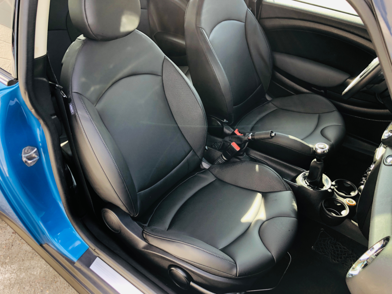 MINI Cooper Hardtop 2dr Cpe 2012