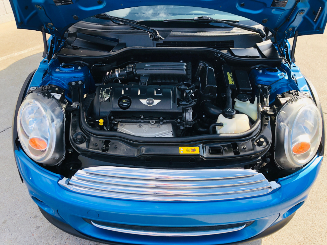 MINI Cooper Hardtop 2dr Cpe 2012