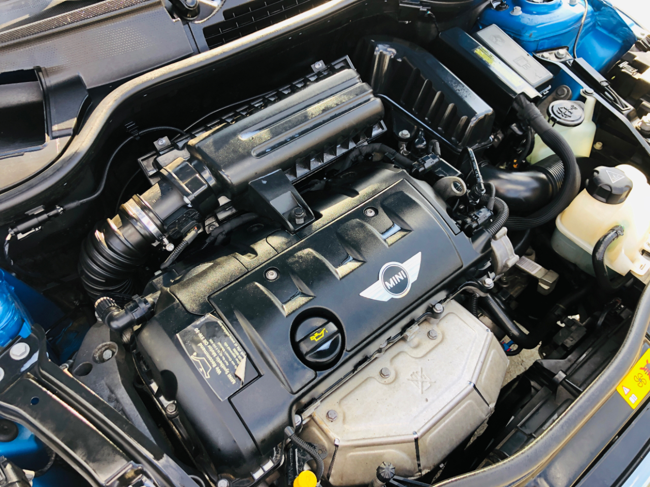 MINI Cooper Hardtop 2dr Cpe 2012