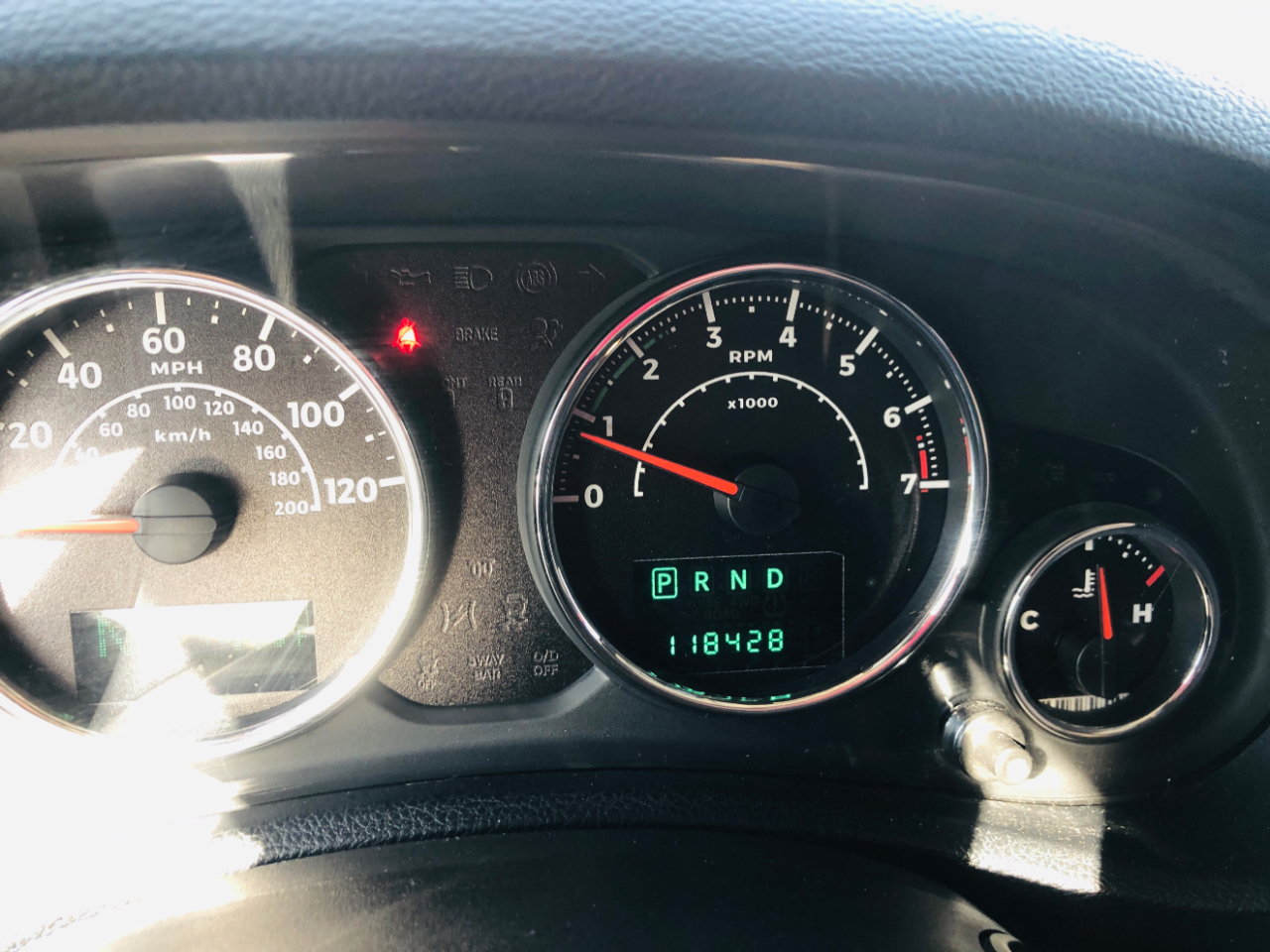 Jeep Wrangler Unlimited 4WD 4dr Sahara 2014