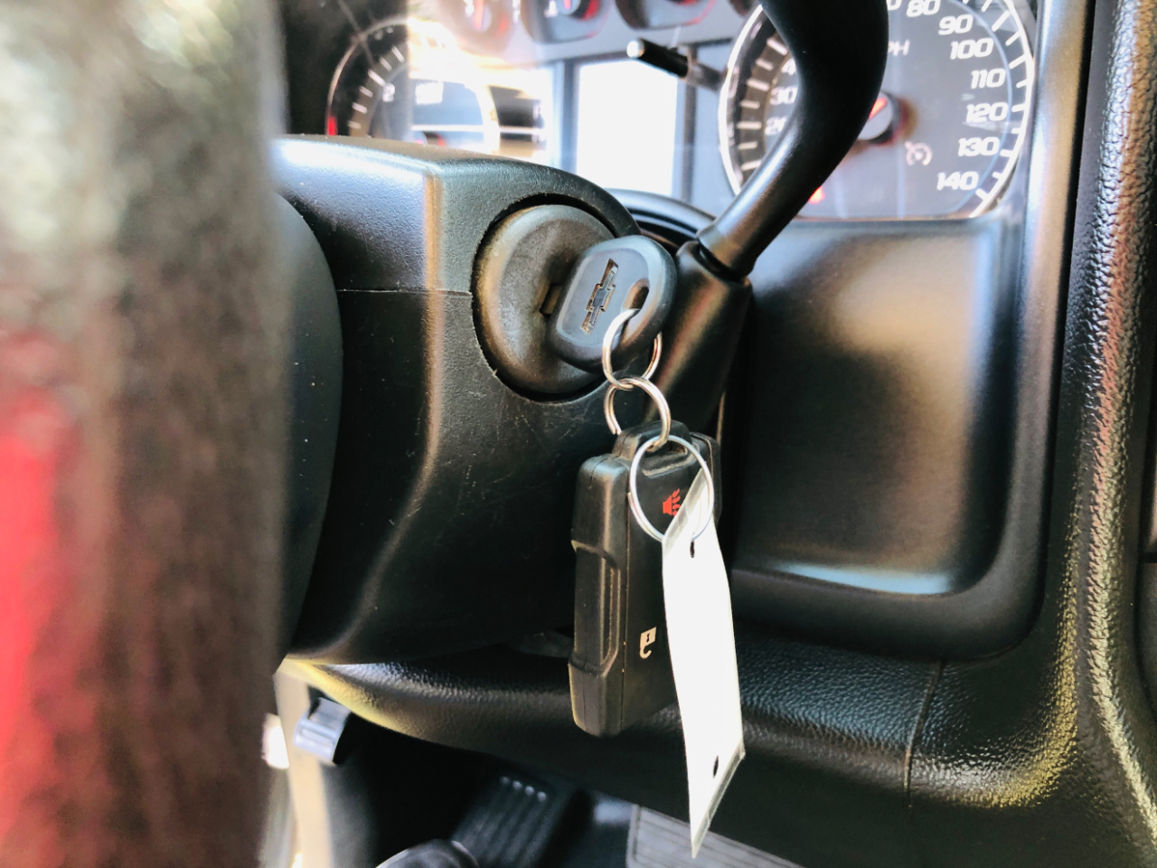 Chevrolet Silverado 3500HD 4WD Reg Cab 137.5" WB, 59.06" CA WT 2018