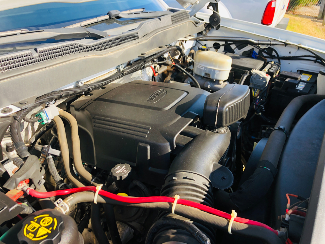 Chevrolet Silverado 3500HD 4WD Reg Cab 137.5" WB, 59.06" CA WT 2018